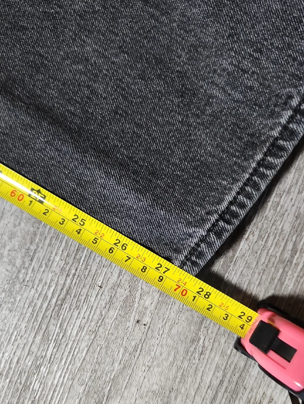 Vintage LEVI Dad Jeans High-Waist Black Distressed Jeans